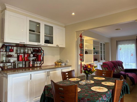 StayAU Farmstay Escape Pastoral Fruit Picking - Accommodation Search 1
