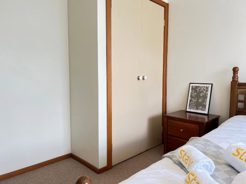 StayAU Farmstay Escape Pastoral Fruit Picking - Accommodation Search 2