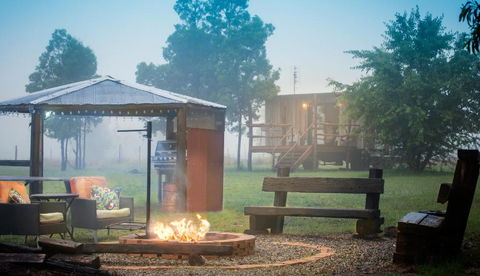 Straw House Farm - STANTHORPE - Accommodation Search 2
