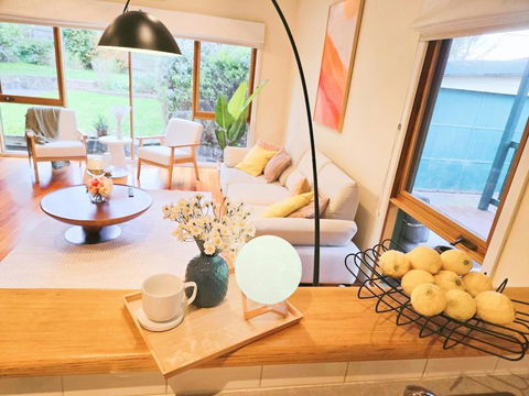 Stunning Family Home The Heart Of Box Hill North - Accommodation Search 2