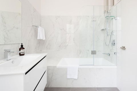 STUNNING SYDNEY HOME 10 - Accommodation Search 3
