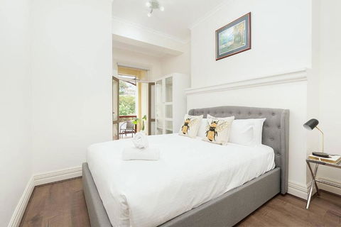 STUNNING SYDNEY HOME 11 - Accommodation Search 1