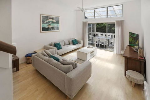 THE BAY - Luxury Accommodation By The Sea - Accommodation Search 0