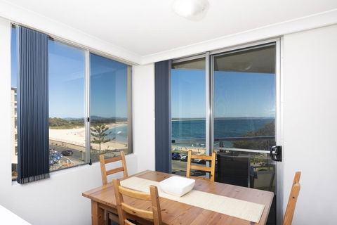Beachpoint, Unit 303, 28 North Street - Accommodation Search 3