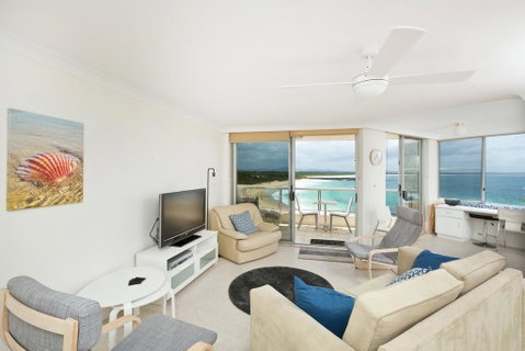 Beachpoint, Unit 501, 28 North Street - Accommodation Search 0