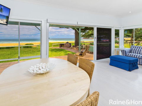 Beachside Bungalow #4 - 4/139 Avoca Drive, Avoca Beach - Accommodation Search 0