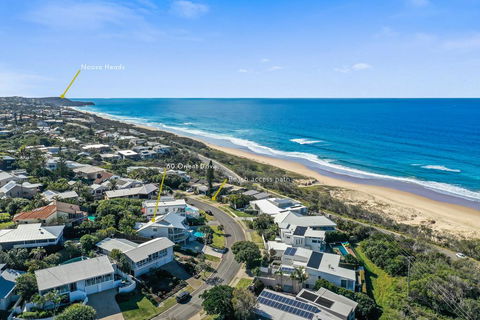 Beachside Luxury, Sunrise Beach - Accommodation Search 1