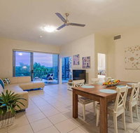 Beachside penthouse with 360views - Accommodation Search
