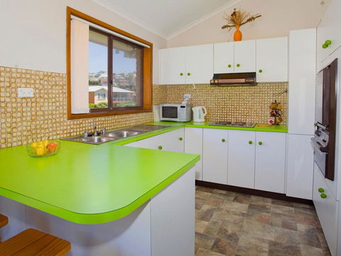 Beachside Retreat - Accommodation Search 1