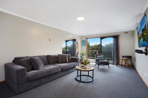 Beacon Point House - Accommodation Search 2