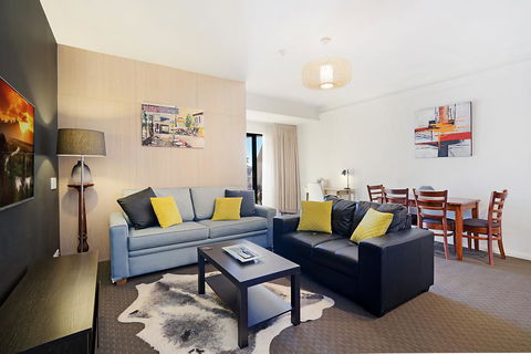Beau Monde Apartments Newcastle - Boulevard Apartments - Accommodation Search 1