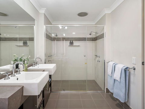 Belle View - Callala Bay - Accommodation Search 3