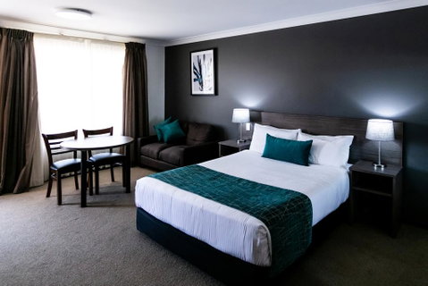 Best Western Plus Ambassador Orange - Accommodation Search 0