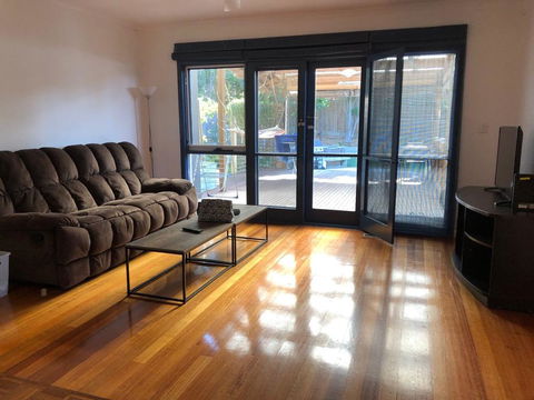 Big Room 12km To City Near Boxhill, Melbourne - Accommodation Search 1