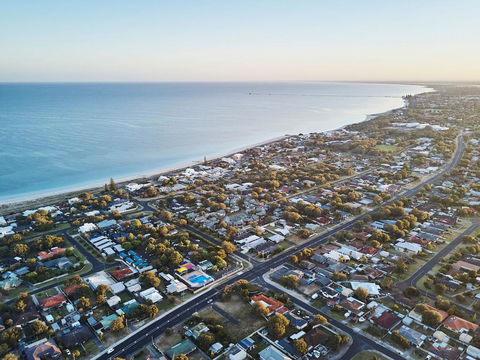 BIG4 Beachlands Holiday Park - Accommodation Search 0