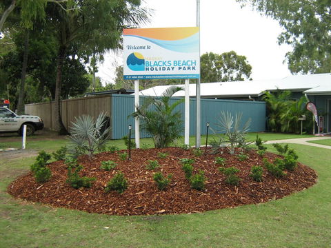 BIG4 Mackay Blacks Beach Holiday Park - Accommodation Search 0