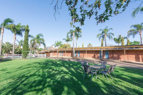 Billabong Motel - Accommodation Search 0