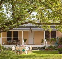 Bird House - Accommodation Search