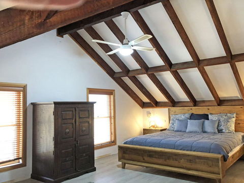 Birubi Beach House' 14 Campbell Avenue - Fantastic House And Close To The Surf Beach - Accommodation Search 1