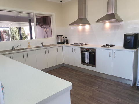 Black Sheep Motel Goulburn - Accommodation Search 1