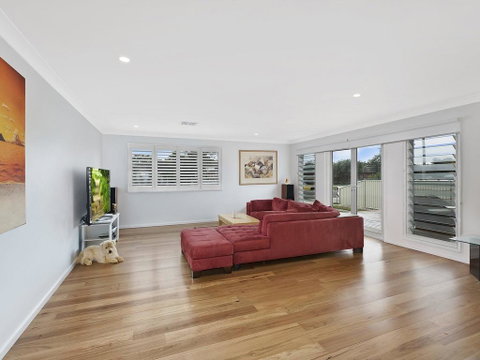Blue Summer House - Accommodation Search 2