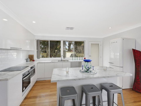 Blue Summer House - Accommodation Search 1