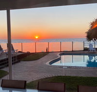 Blueys on the Bay- Blue Bay - Accommodation Search