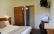 The Pioneer Way Motel - thumb 2
