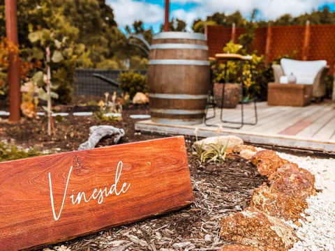 Welcome To Vineside - Accommodation Search 1