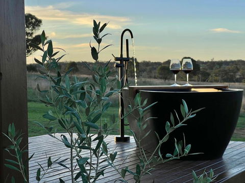 Alum Rock Hideaway - Accommodation Search 0