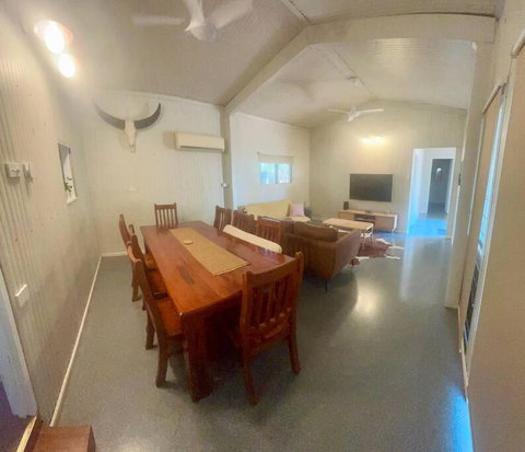 The Quarters - Accommodation Search 3