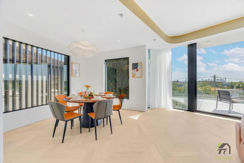 Whispering Pines With 4 Bedroom In Vaucluse - Accommodation Search 3
