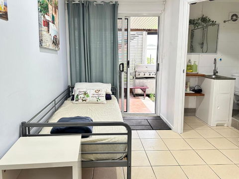Zen Escape Guest House- Zen Garden Tiny Home, Nooky Studio - Accommodation Search 2
